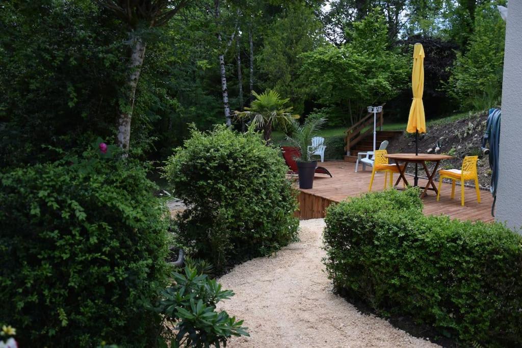 Gite Recent Au Calme Entre Champs Et Forets Perigord Vert Grand Brassac Eksteriør bilde
